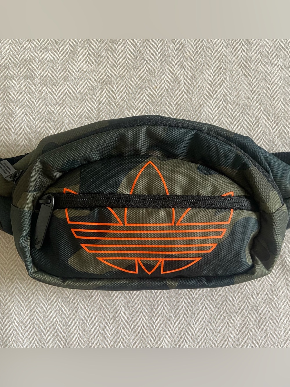 Adidas camo fanny pack